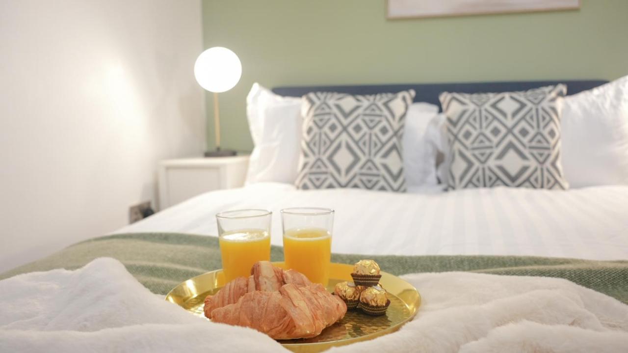 Stunning Brighton Seaside 2-Bedroom Townhouse With Patio, Sleeps 6 Ngoại thất bức ảnh